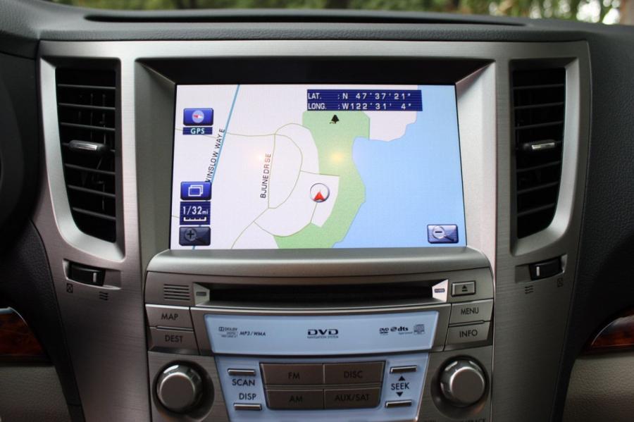  Subaru Legacy 2.5GT 2010 года  (фото 64 из 82)